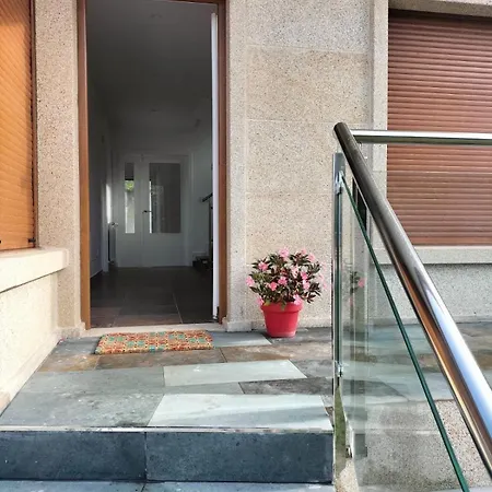 - A Lanzada Ferienhaus Sanxenxo